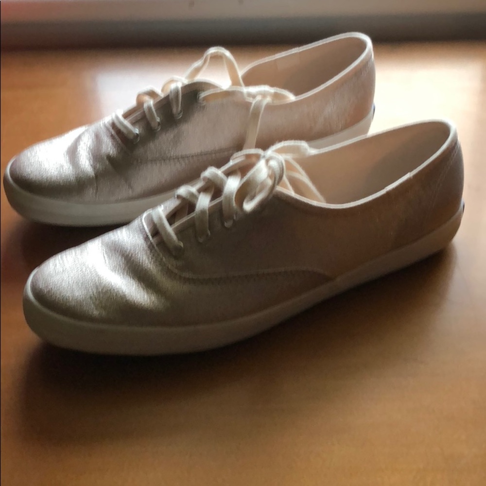 Rose Color Sparkly Keds